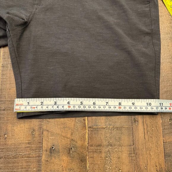 NEW Faherty All Day Men's Shorts32x6.5 - Charcoal - Picture 9 of 10